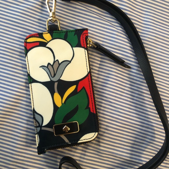 New Kate spade ♠️ Card Case - Picture 6 of 6